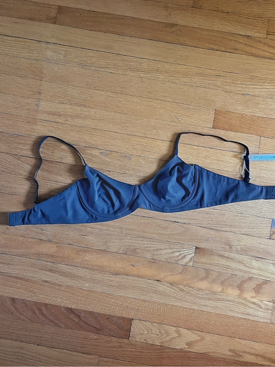 SKIMS Other - SKIMS Fits Everybody Unlined Demi Bra